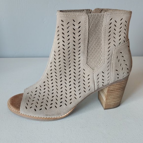 Toms Bootie "EUC" - Picture 9 of 15